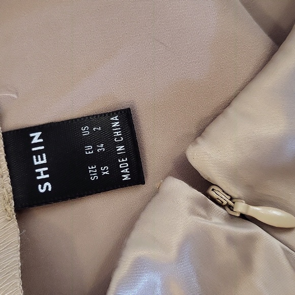 Brand New SHEIN 2 Piece SATIN Top & Mini Skirt-XS - Picture 6 of 6